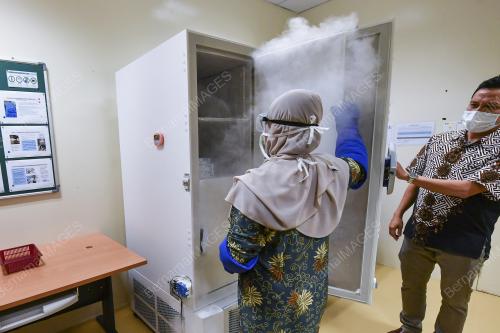 IKN PUSAT SIMPANAN VAKSIN