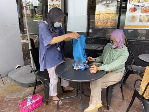 PENGEMIS KOTA