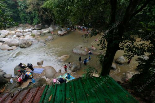 SUNGAI BATANG KALI BERPOTENSI JADI "SUNGAI MATI"