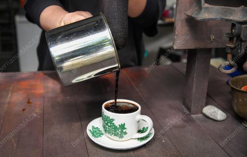 WARUNG KOPI JIRAN