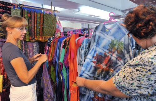 FEA11_02042012_BATIK