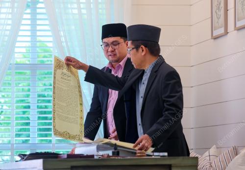 WARKAH PERSILAAN