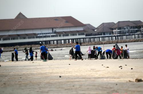 FEA12_24122018_QIAMULLAIL_HIJAU_BUMI