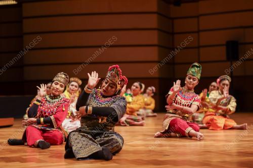 TEATER MAK YONG SHAKESPEARE