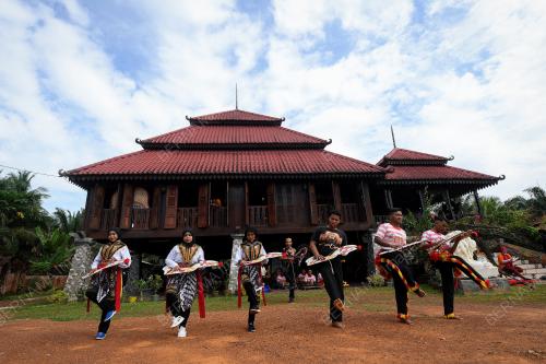 BARONGAN_WARISAN