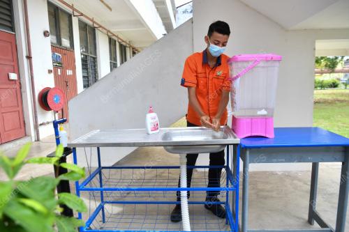 NORMA BARU WARGA KOLEJ VOKASIONAL
