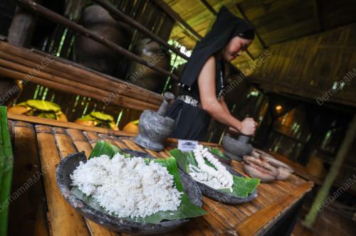 MARI-MARI CULTURE VILLAGE