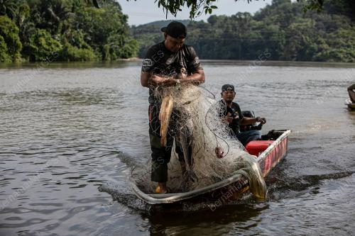 NELAYAN SUNGAI