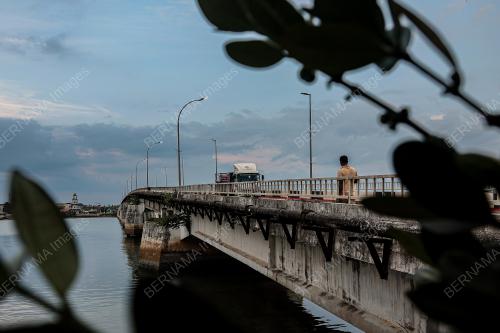 JAMBATAN_ENDAU