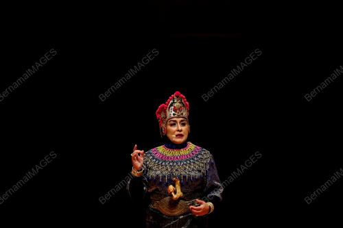 TEATER MAK YONG SHAKESPEARE