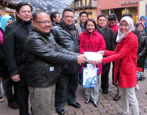 FRA01_02122014_JELAJAH_ILMU