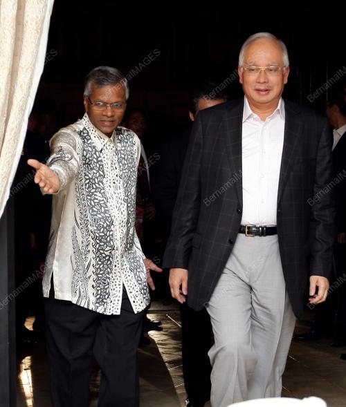 MOHD NAJIB TUN ABDUL RAZAK