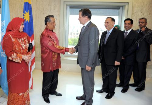 TAN SRI MUHYIDDIN YASSIN