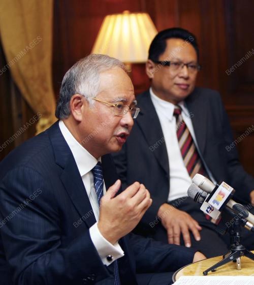 MOHD NAJIB TUN ABDUL RAZAK