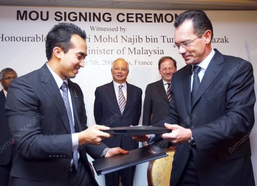 MOHD NAJIB TUN ABDUL RAZAK