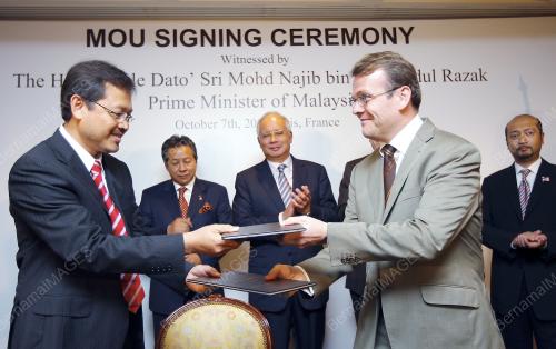 MOHD NAJIB TUN ABDUL RAZAK