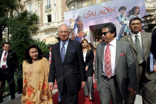 NAJIB TUN RAZAK
