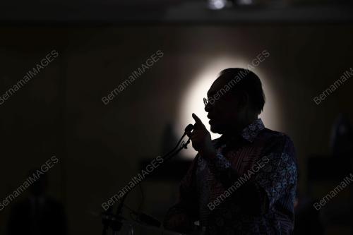 DATUK SERI ANWAR IBRAHIM