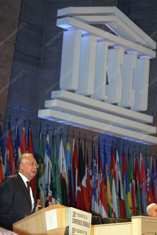 NAJIB TUN RAZAK