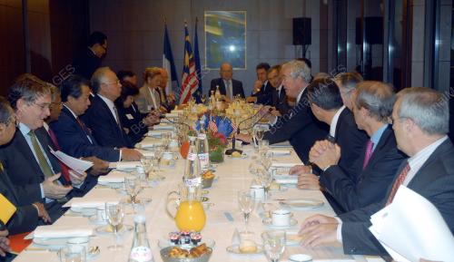 NAJIB TUN RAZAK