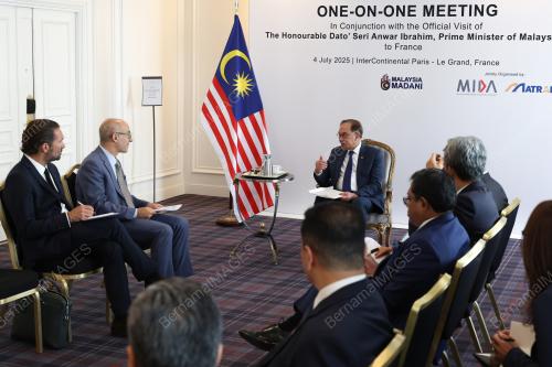 DATUK SERI ANWAR IBRAHIM