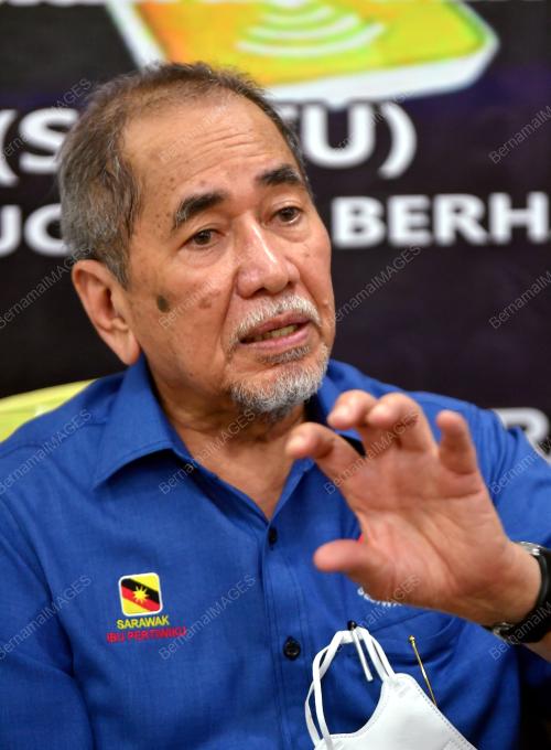 DATUK SERI DR WAN JUNAIDI TUANKU JAAFAR