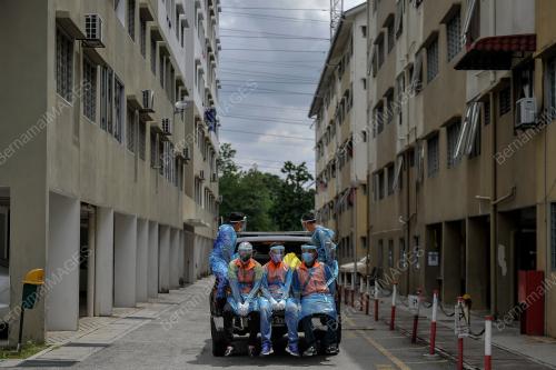 PKPD DI ASRAMA TROPICANA, PETALING JAYA