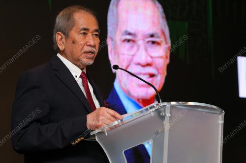 DATUK SERI DR WAN JUNAIDI TUANKU JAAFAR