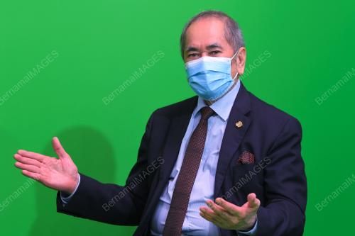 DATUK SERI DR WAN JUNAIDI TUAKU JAAFAR 
