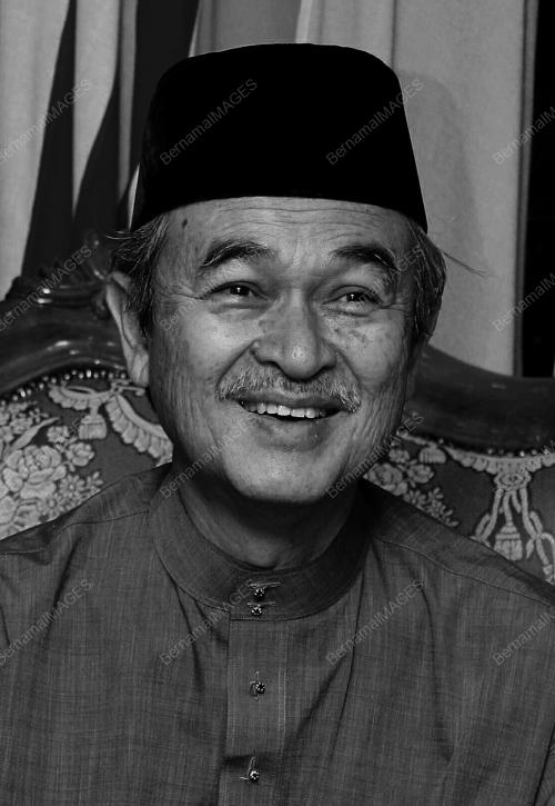 TUN ABDULLAH AHMAD BADAWI
