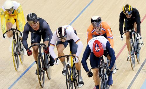 GBR01_08082012_AZIZUL_KALAH