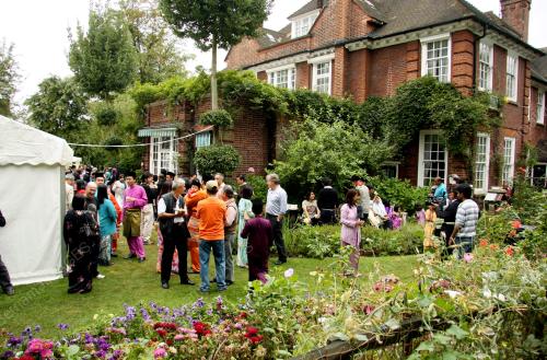 RAYA LONDON