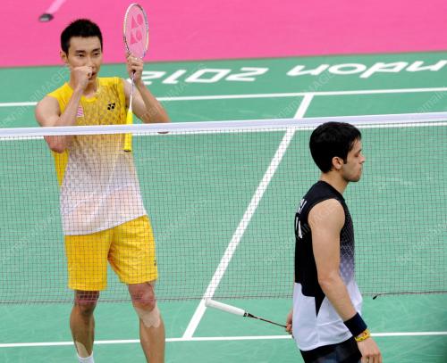 GBR02_03082012_CHONG_WEI