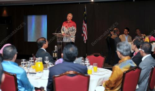 LAWATAN PERDANA MENTERI KE LONDON