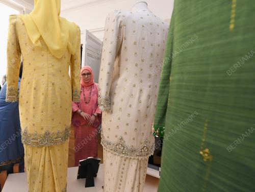TUNKU HAJAH AZIZAH AMINAH MAIMUNAH ISKANDARIAH