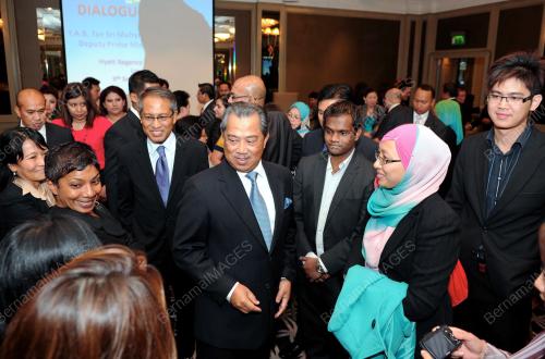 TAN SRI MUHYIDDIN MOHD YASSIN