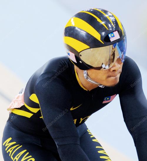 GBR04_07082012_AZIZUL_KECEWA