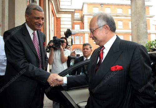 MOHD NAJIB TUN ABDUL RAZAK