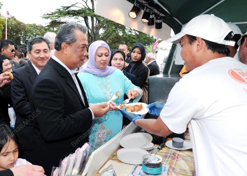 TAN SRI MUHYIDDIN MOHD YASSIN
