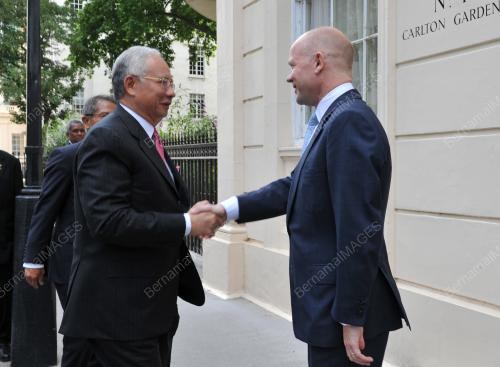 LAWATAN PERDANA MENTERI KE LONDON