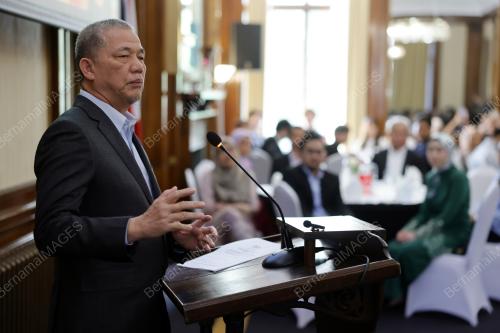DATUK SERI FADILLAH YUSOF