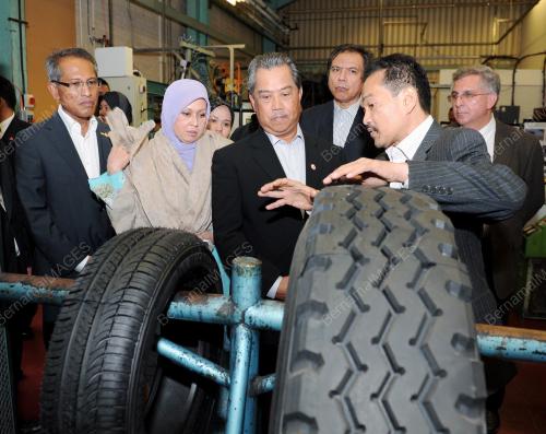 TAN SRI MUHYIDDIN MOHD YASSIN