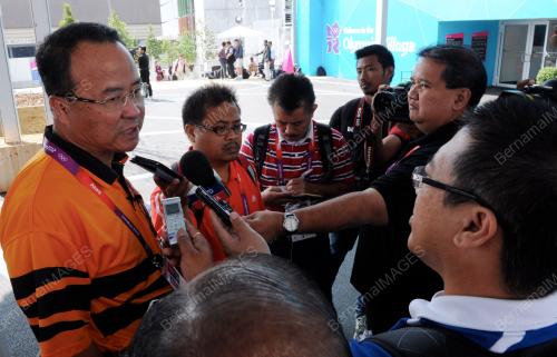GBR06_11082012_ZOLKPLES_EMBONG