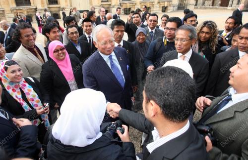 DATUK SERI MOHD NAJIB TUN ABDUL RAZAK