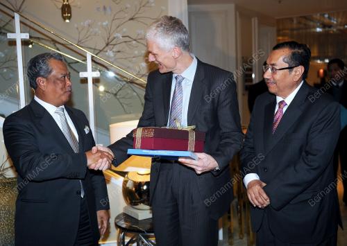 TAN SRI MUHYIDDIN YASSIN