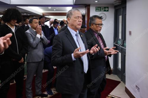 DATUK SERI FADILLAH YUSOF