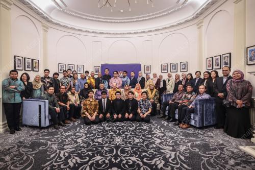 DATUK SERI FADILLAH YUSOF