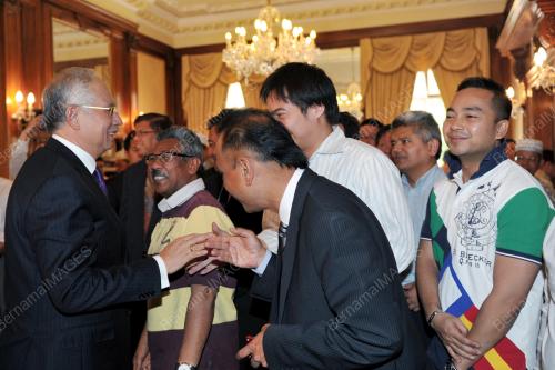 LAWATAN PERDANA MENTERI KE LONDON