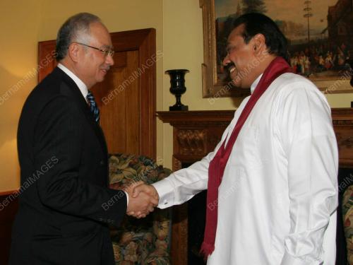 MOHD NAJIB TUN ABDUL RAZAK