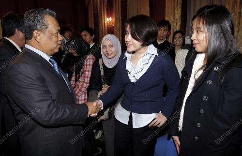 MUHYIDDIN YASSIN
